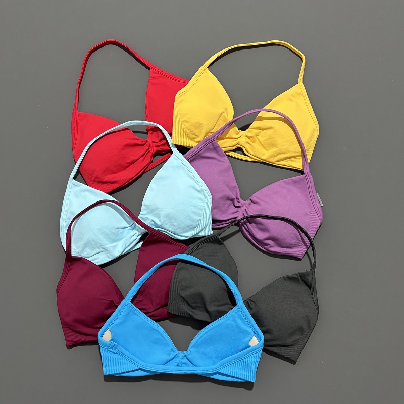 Sportowy biustonosz na ramiącz – Aquatic Sports Bra recenzja i cena