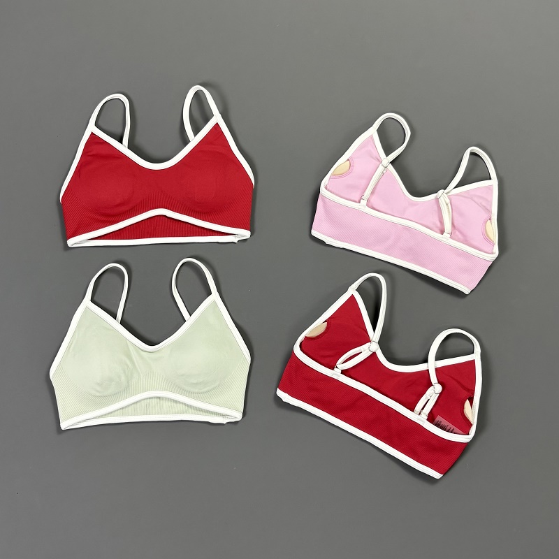 Damski biustonosz sportowy z k – Aquatic Sports Bra recenzja i cena